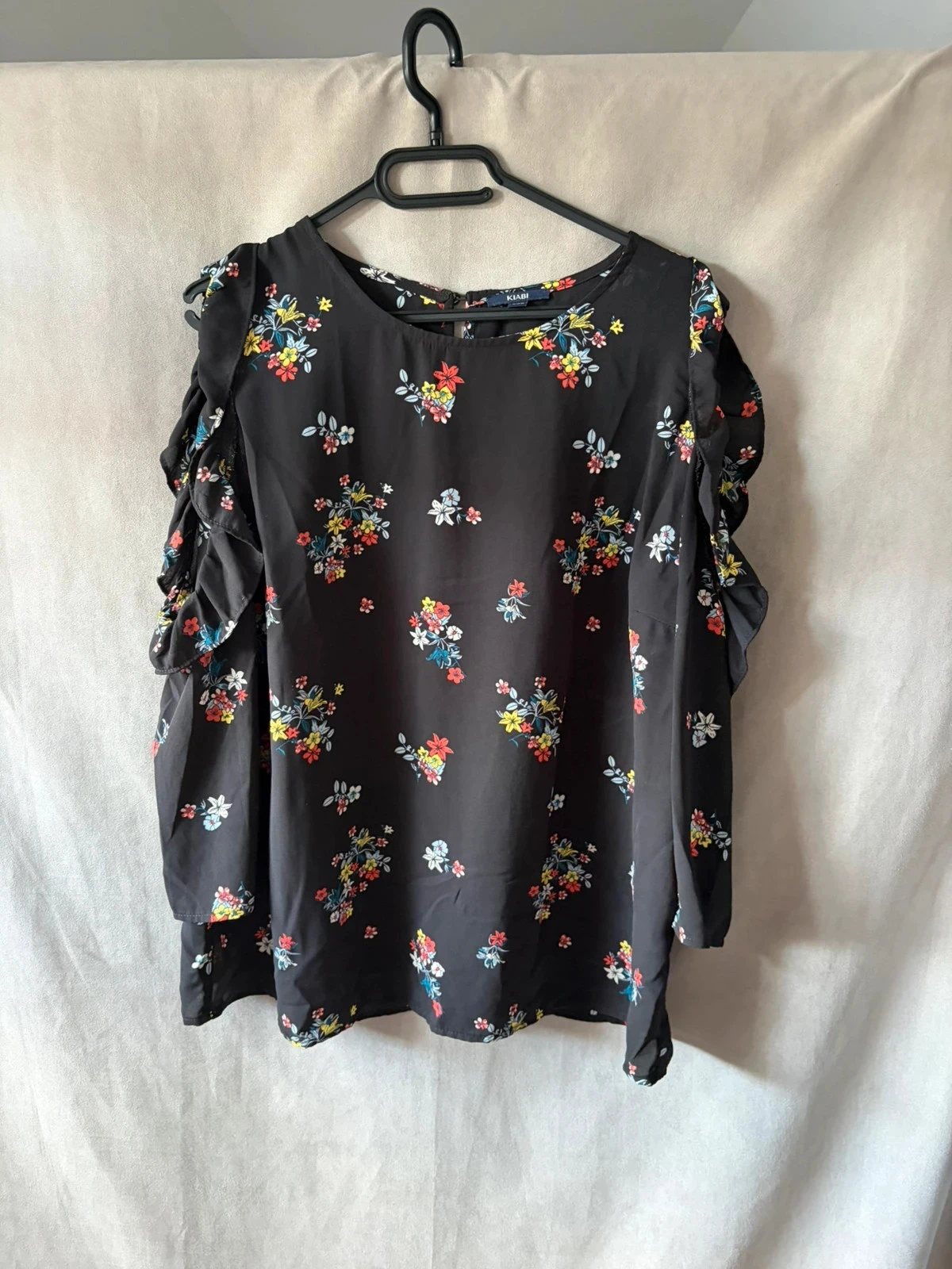 Jolie blouse fleurie Kiabi taille 50/52